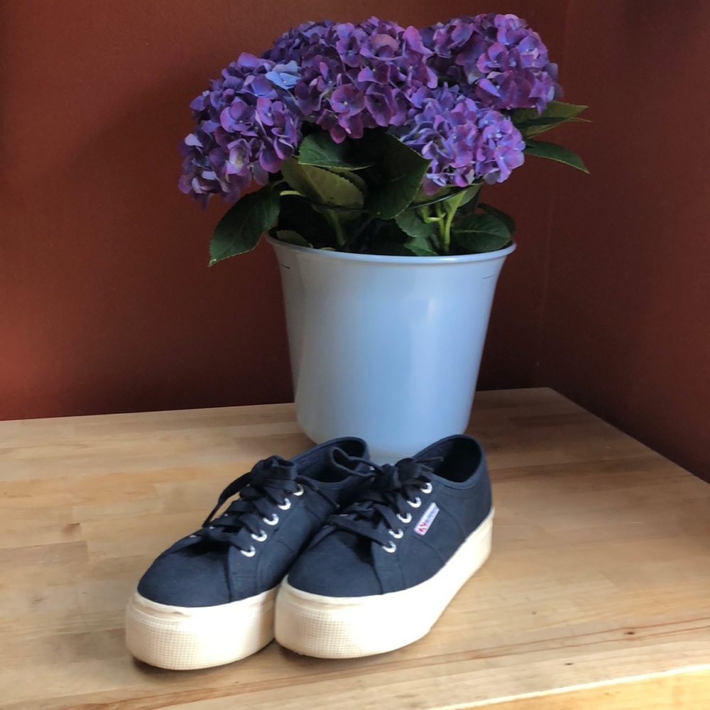 Superga, navy sneakers